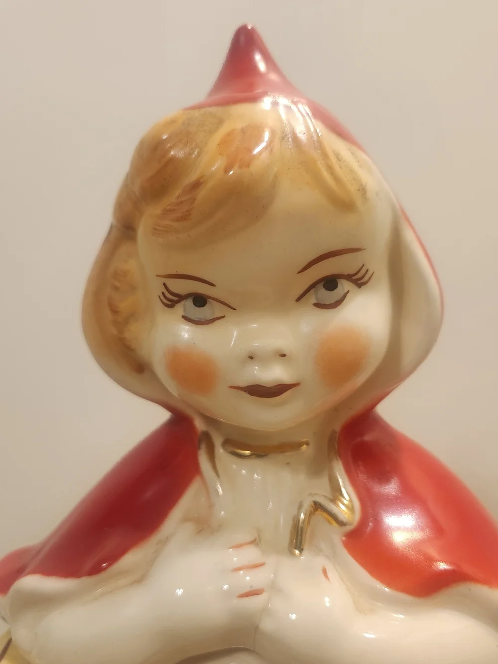 Vintage Hull Pottery / Hull Ware Little Red Riding Hood Cookie Jar #967